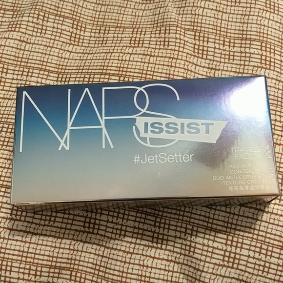narsissist concealer